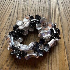 Source Unknown Black and Silver Floral Bracelet